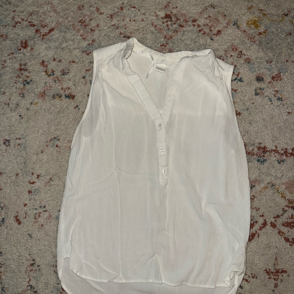 H&M White Sleeveless Blouse